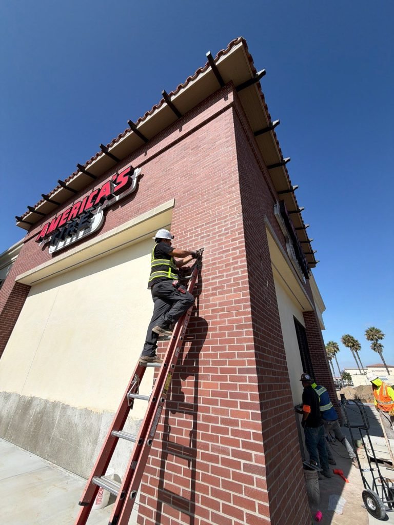 Commercial electrical service by LG Electric